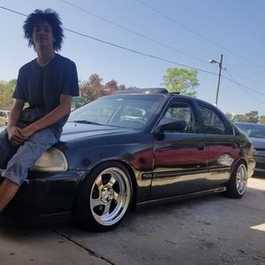 Meet your Posher, Edward